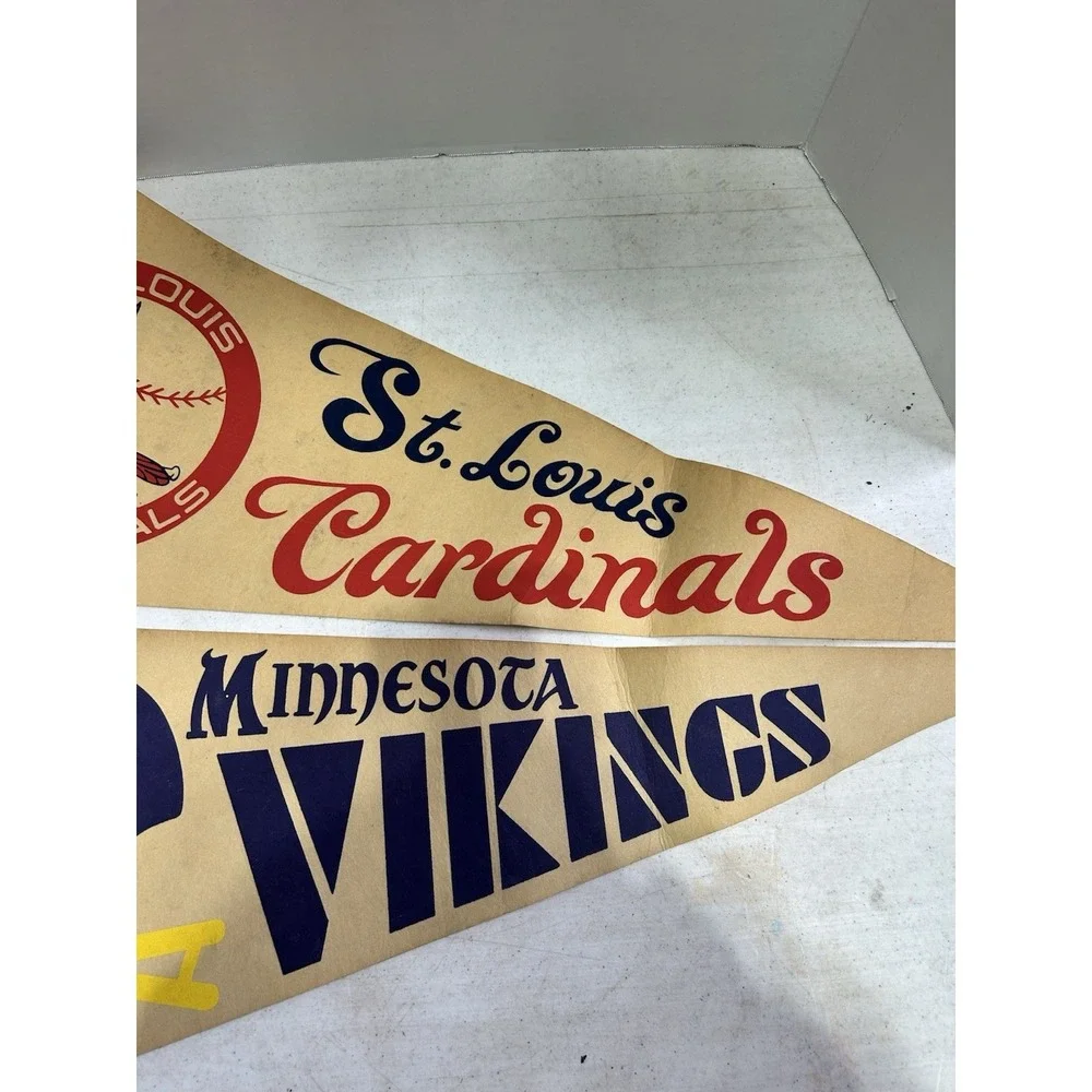 Lot of‎ 2 Vintage Sports Pennants - St. Louis Cardinals MLB & MN Vikings NFL 30